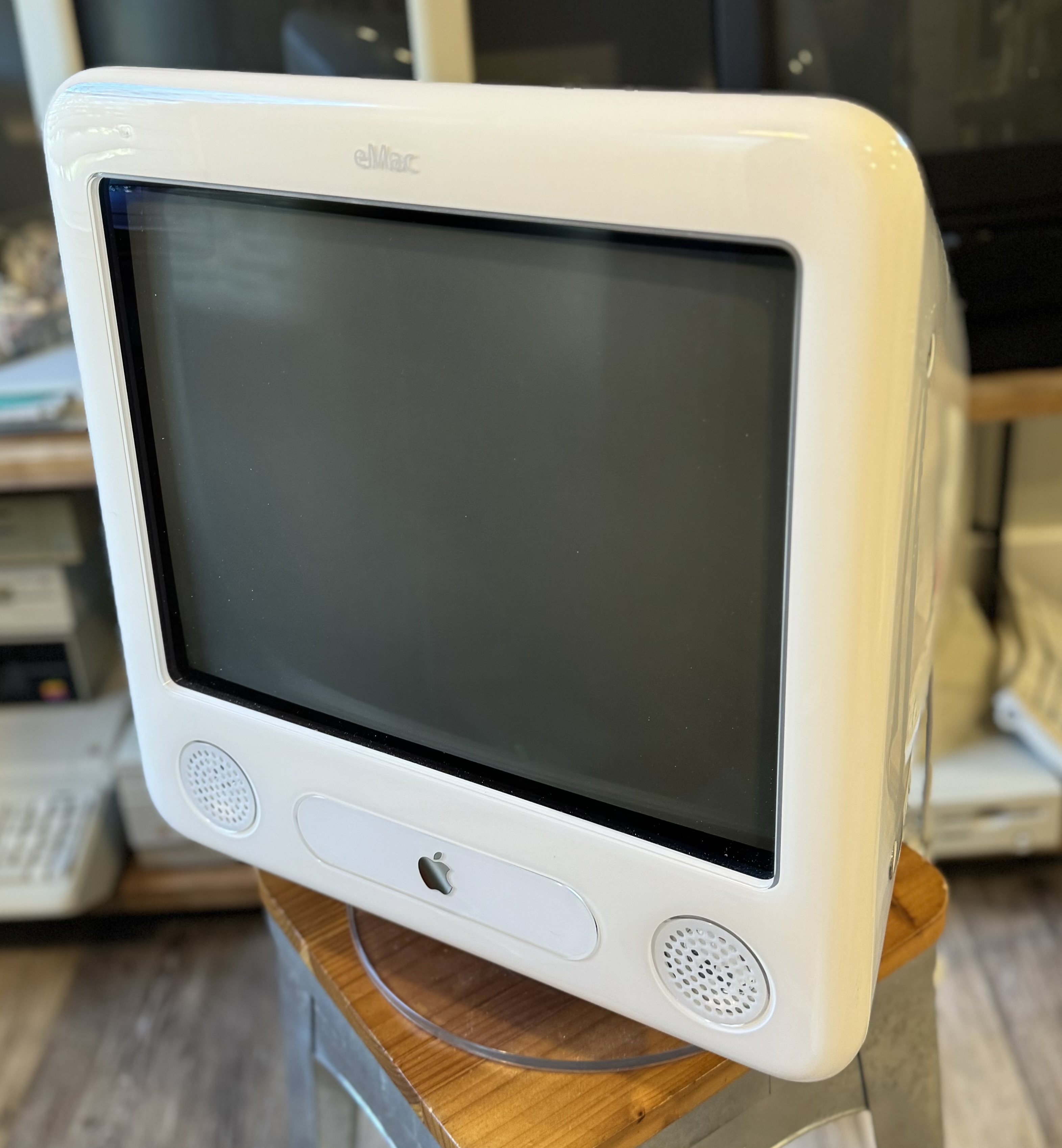 eMac G4/700