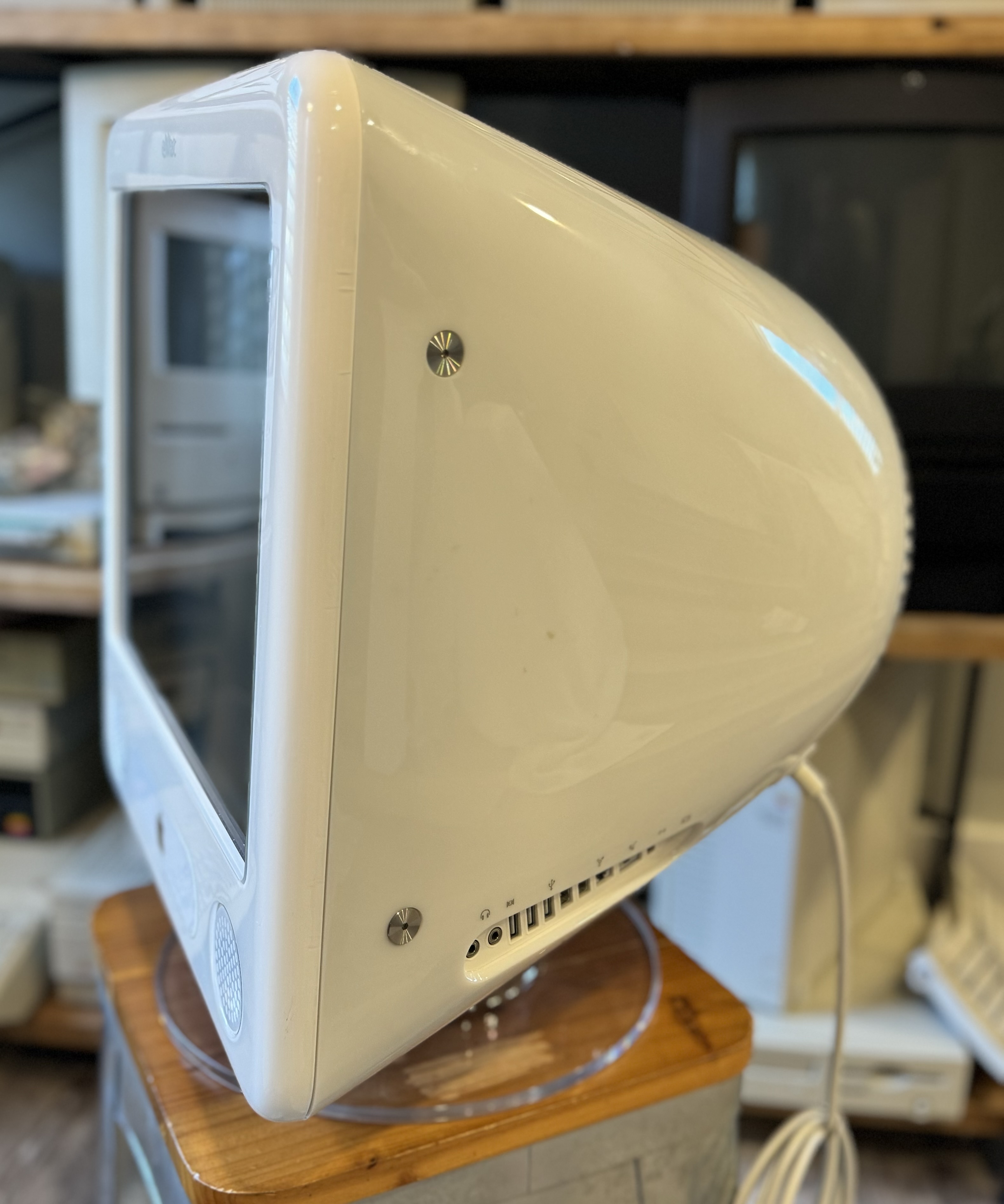 eMac G4/700