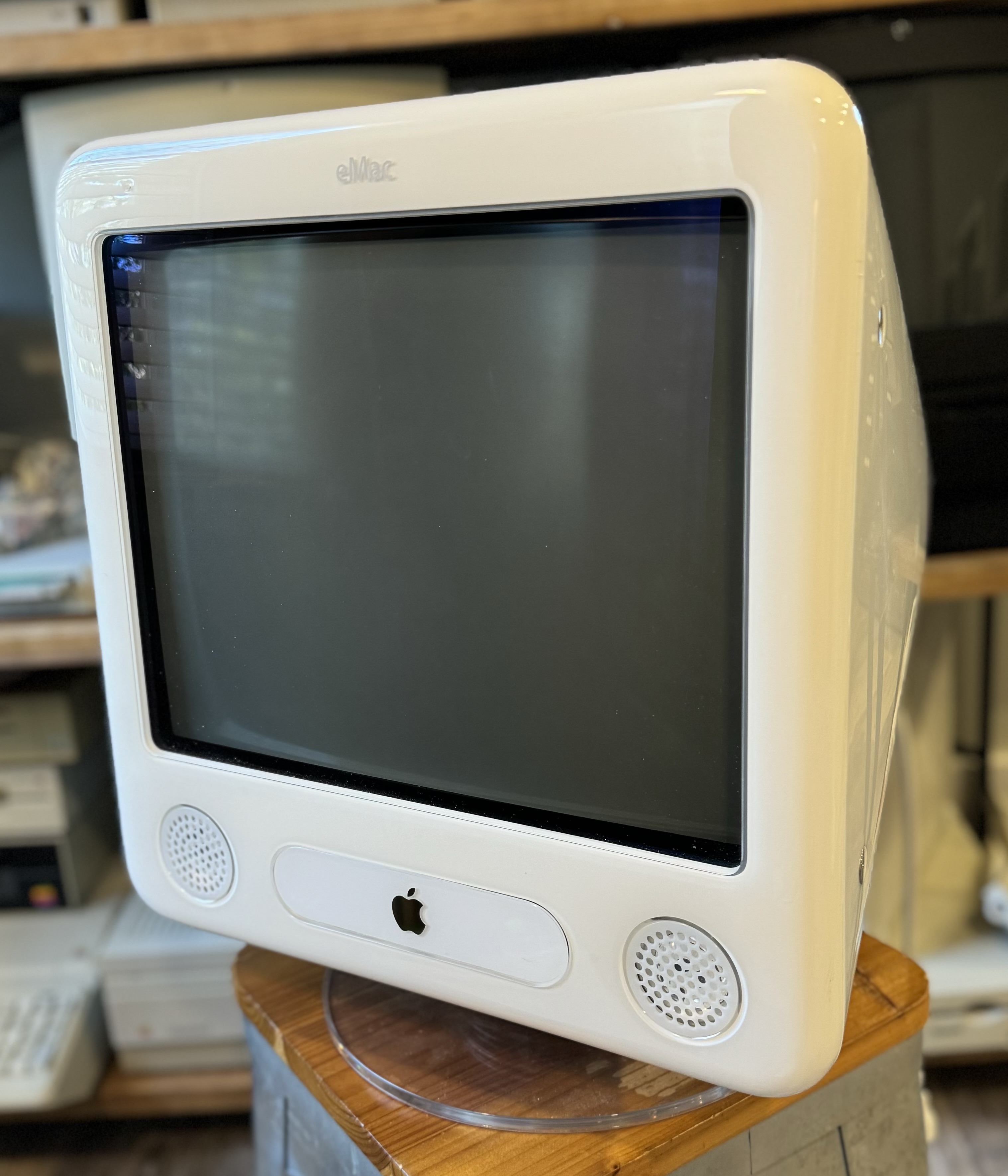 eMac G4/700
