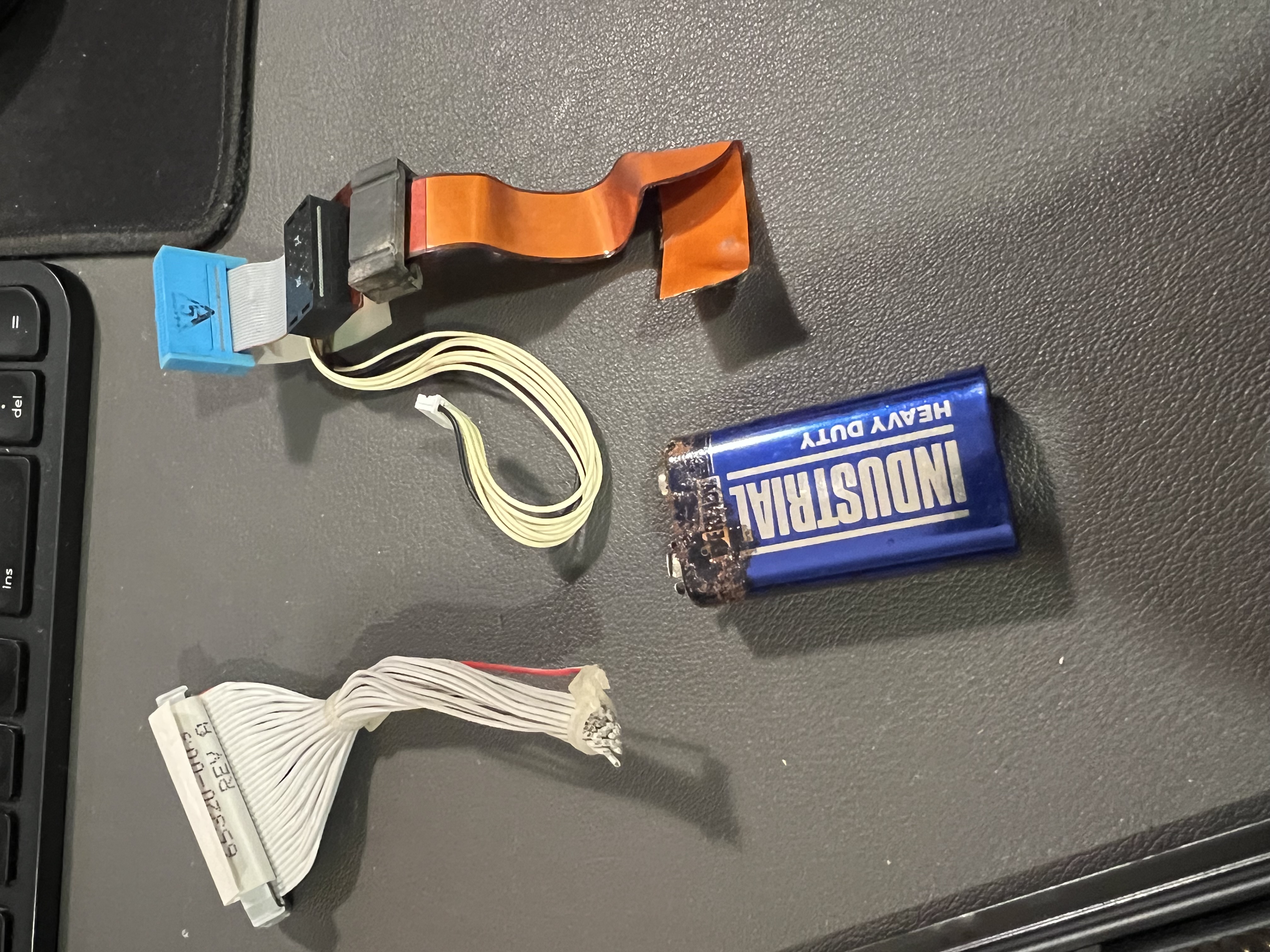 Display and HD cables cut