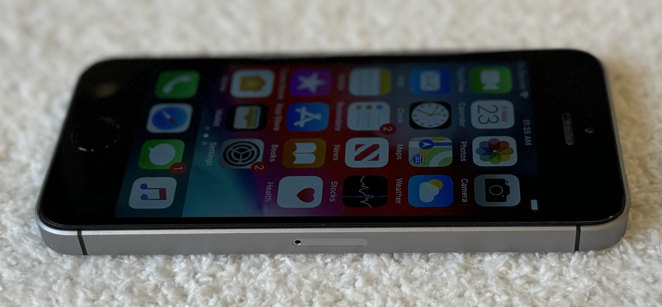 iPhone SE