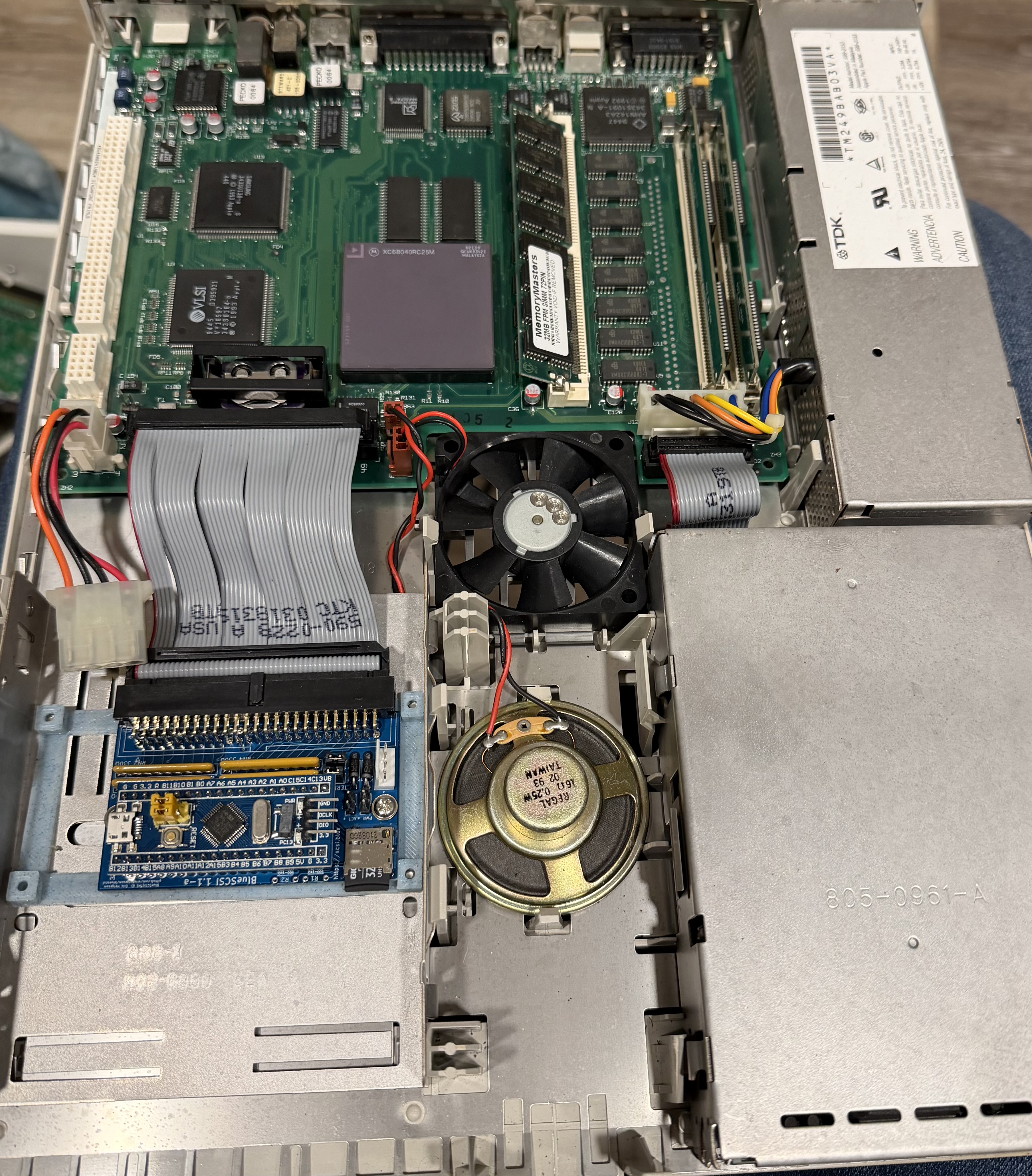 Macintosh LC 475