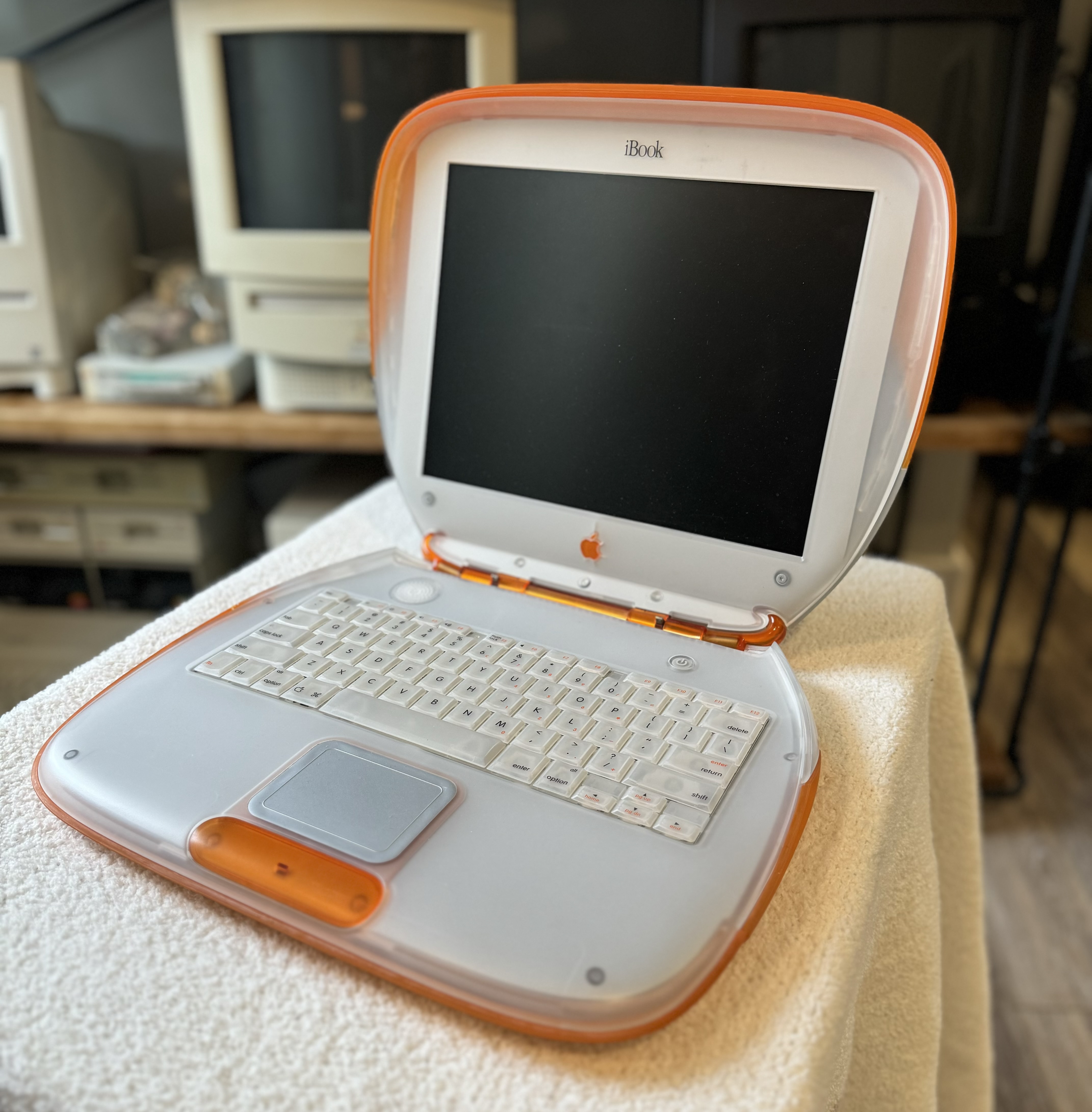 iBook G3