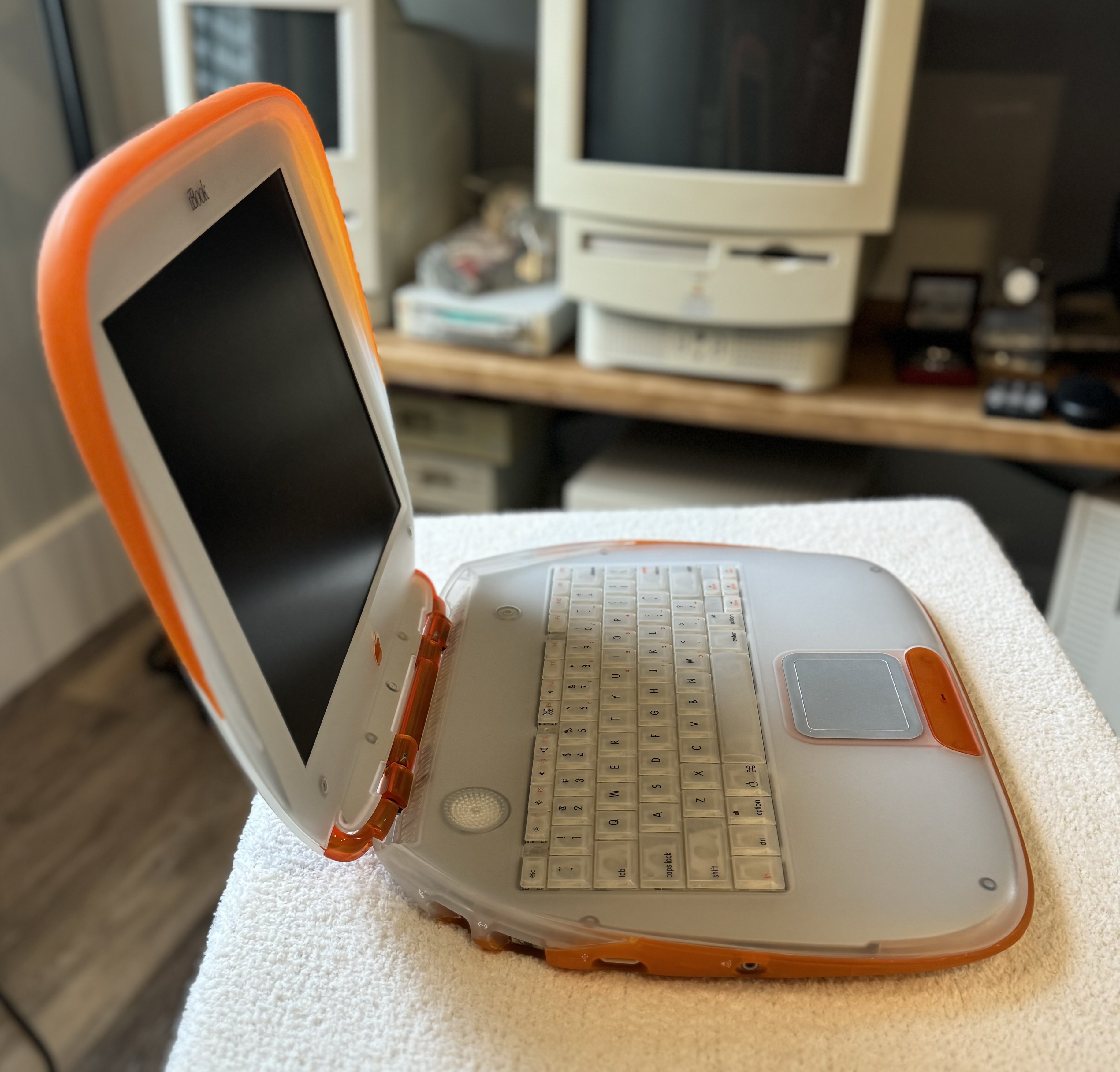 iBook G3